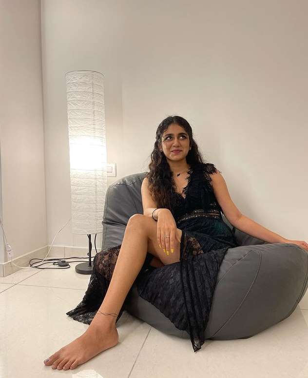 Priya Prakash Varrier HD picture