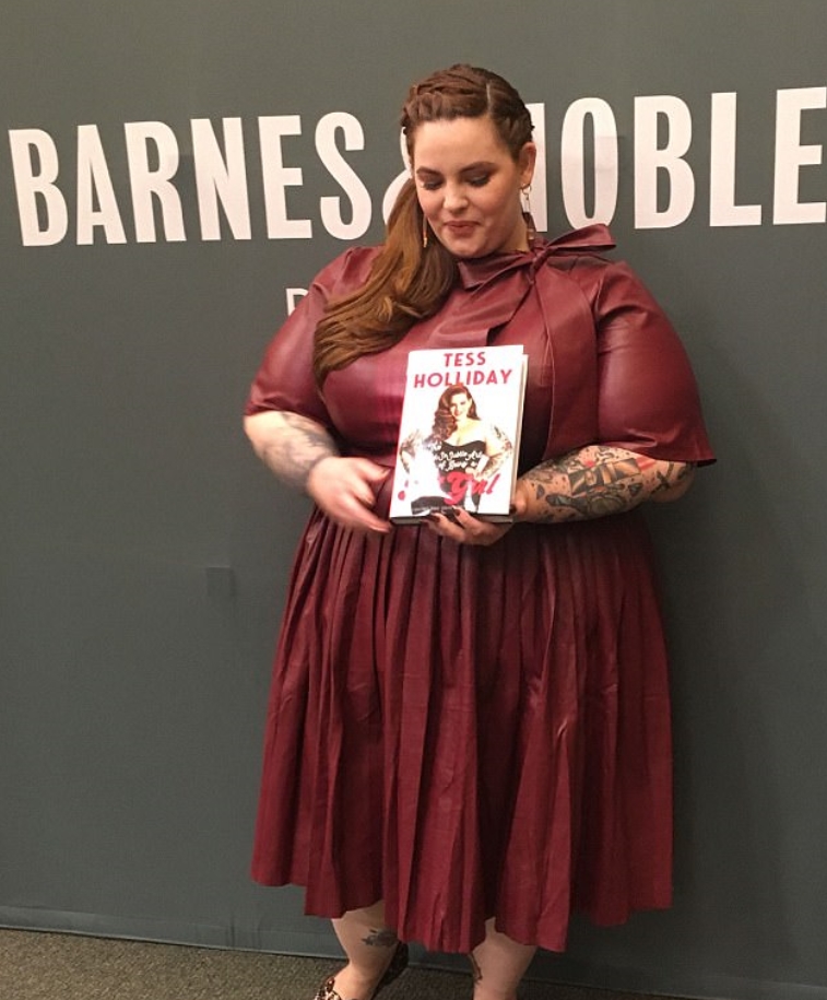 Tess Holliday book picture